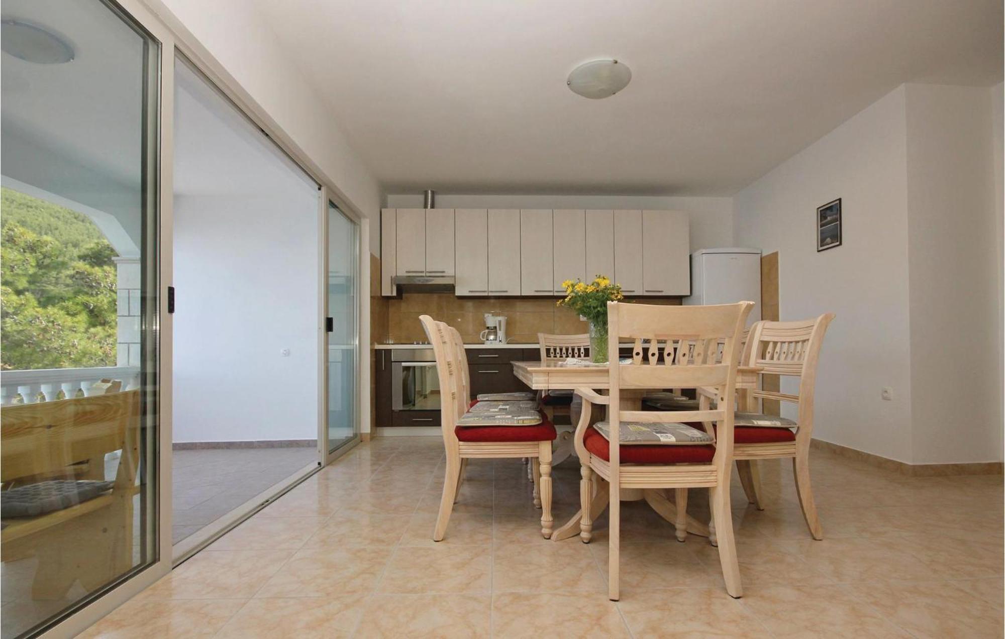 Cozy Apartment In Prigradica With House Sea View Exterior photo